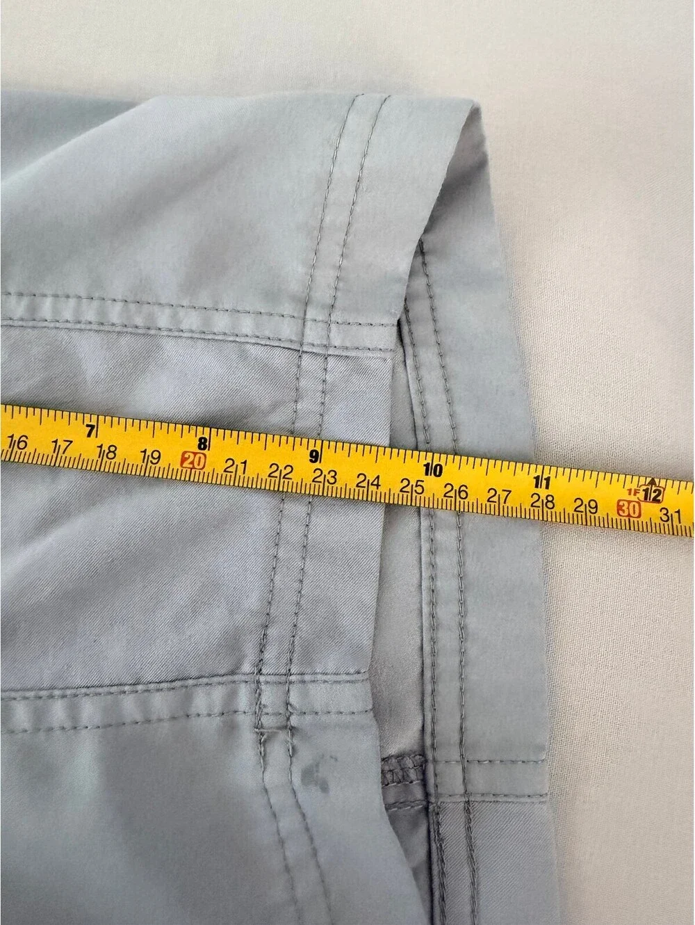 Columbia PFG Omni-Shade Men's 32 Gray Cargo Fishing Hiking Utility Shorts